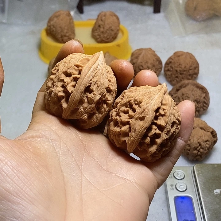 把件文玩核桃大沽石39尺