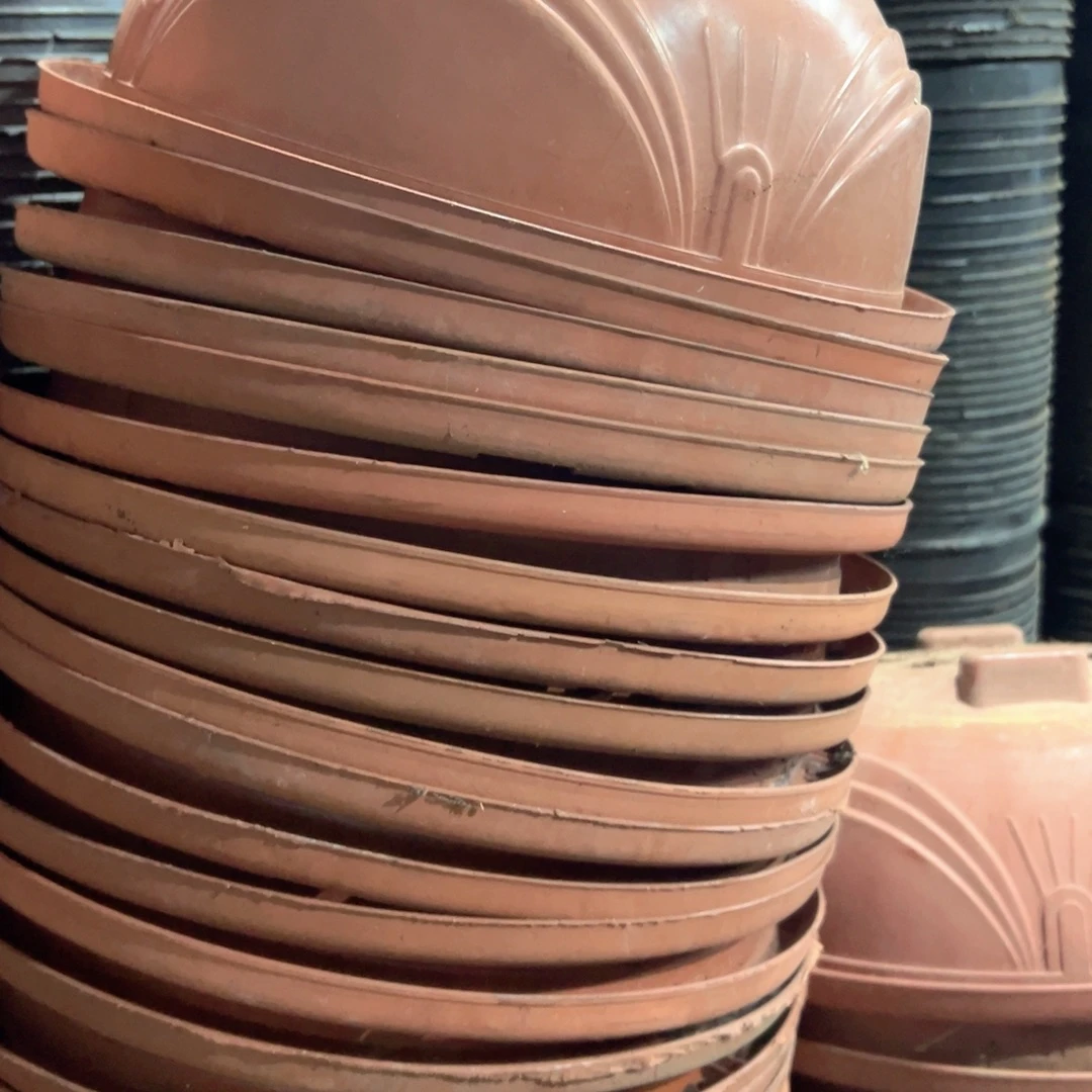 红色吊兰盆27口径13高 10个