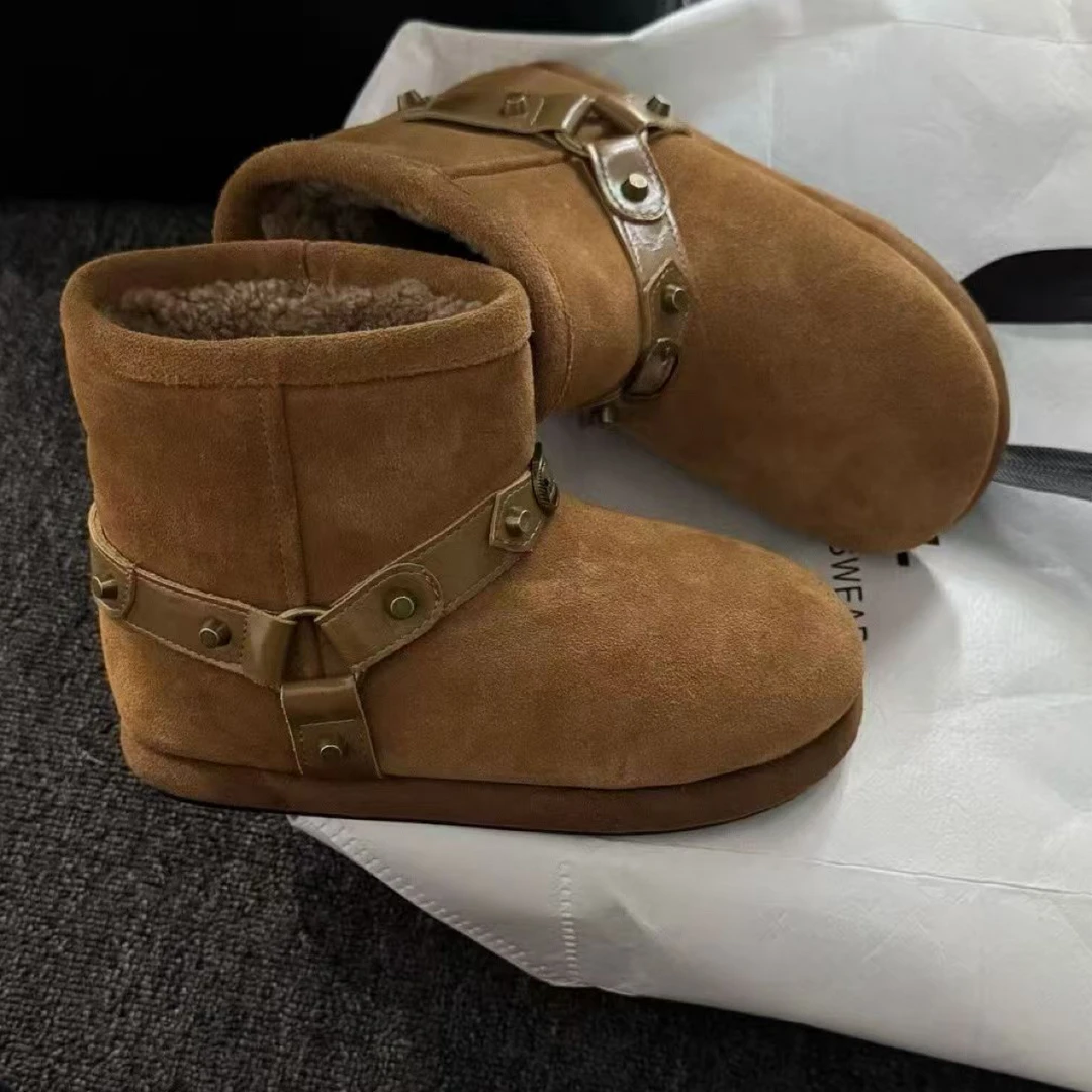 阿玉家&简约款百搭冬季保暖加厚时尚雪地靴女短靴#9705