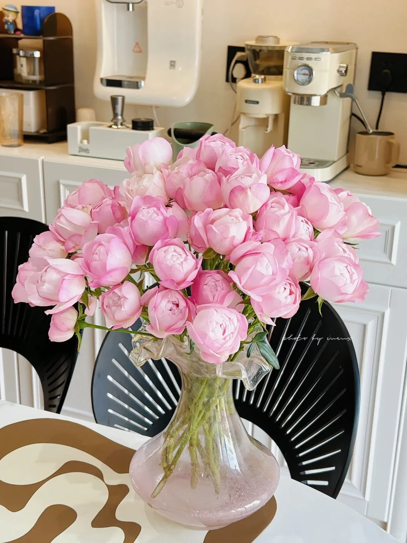 鲜花【草莓杏仁饼10枝】同地址两单以上顺丰/德邦+送配草1扎