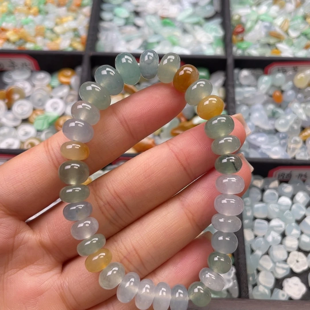 颈饰未镶嵌翡翠手串