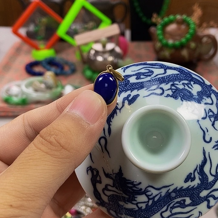 瓷片不会哈哈哈哈哈哈哈哈