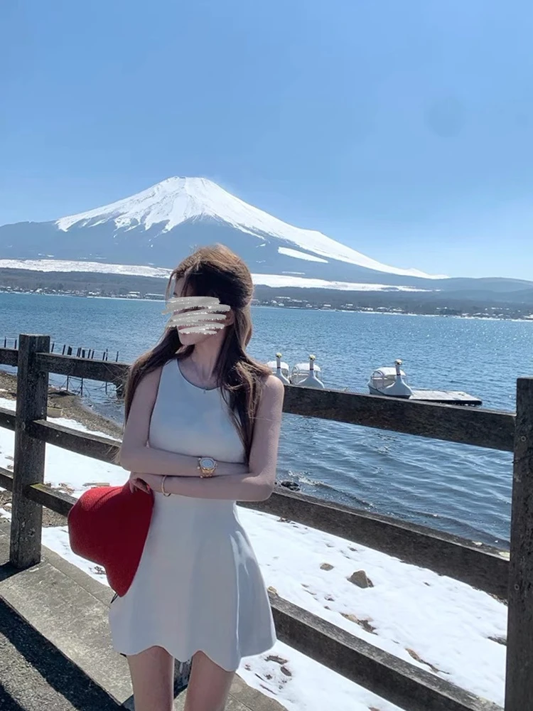 眼泪女王 黑色无袖连衣裙女夏收腰高级感白色优雅裙子