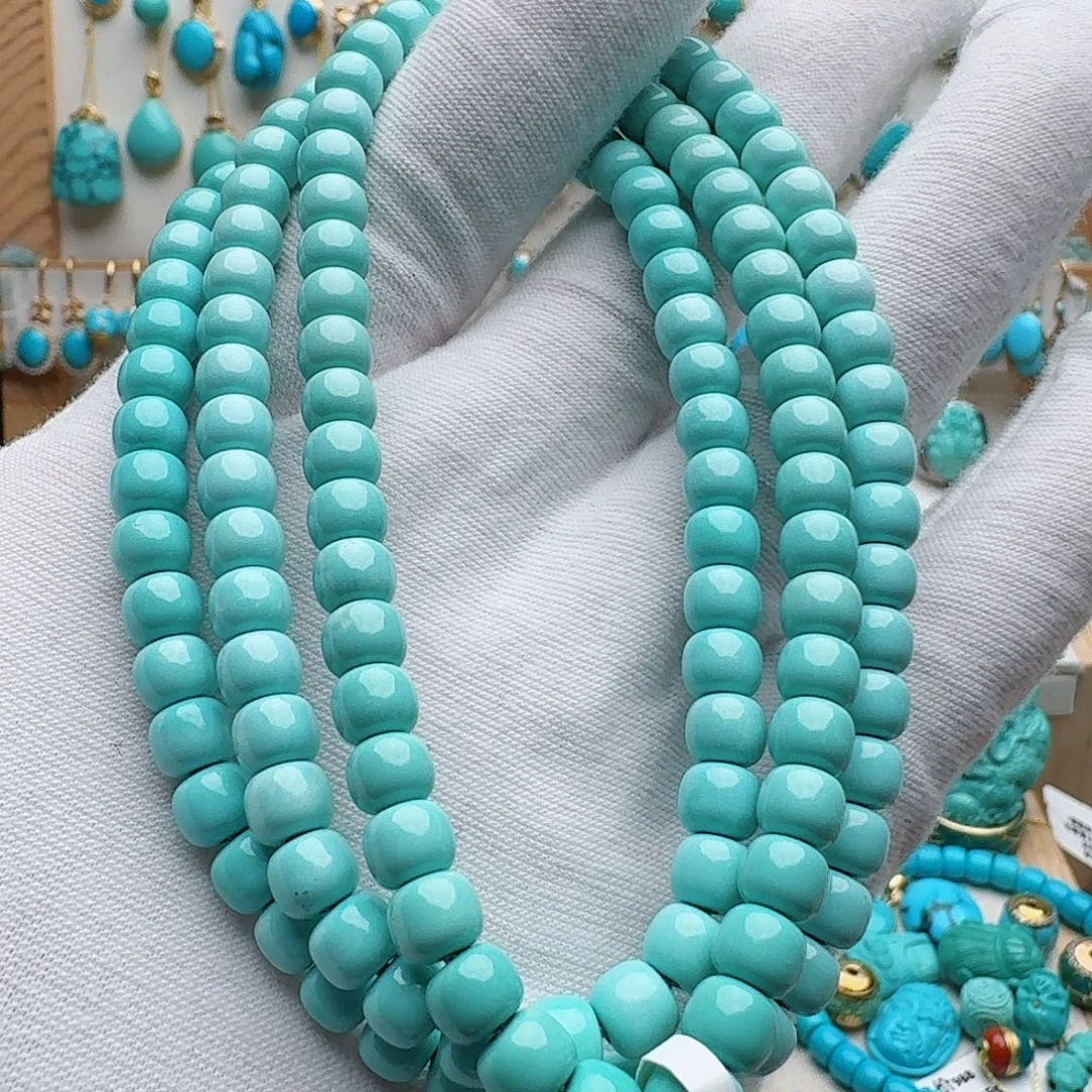 绿松石未镶嵌颈饰