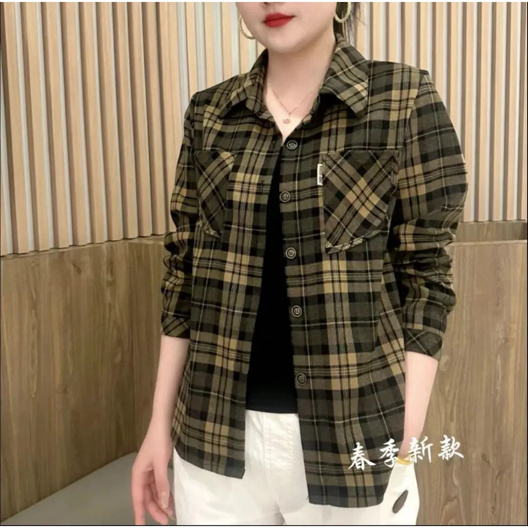 2024春季新款翻领洋气长袖百搭减龄大码格子衬衫休闲中年上衣