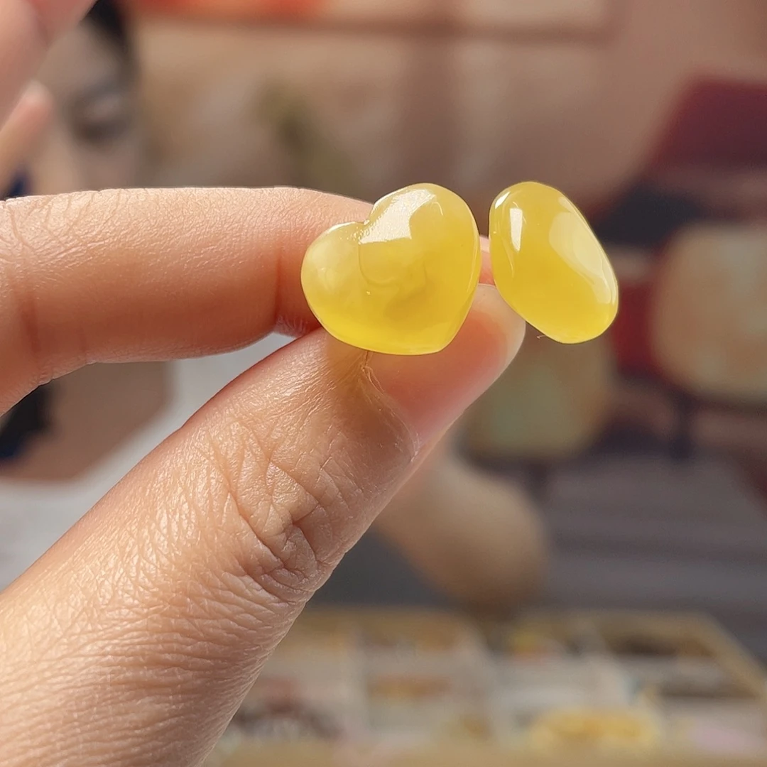 琥珀银S925镶嵌裸石琥珀耳钉