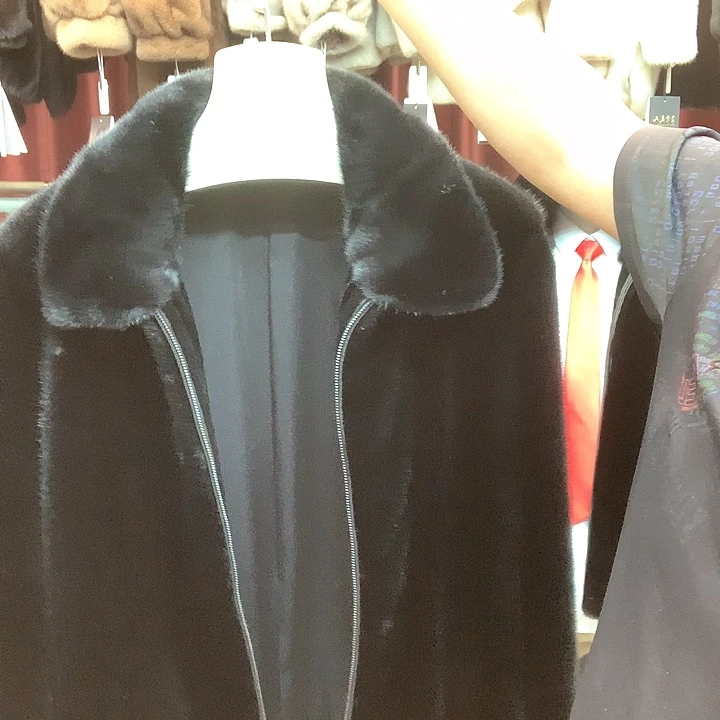男装翻领夹克貂皮