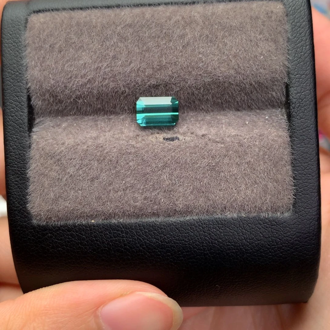 未镶嵌裸石碧玺1.6ct