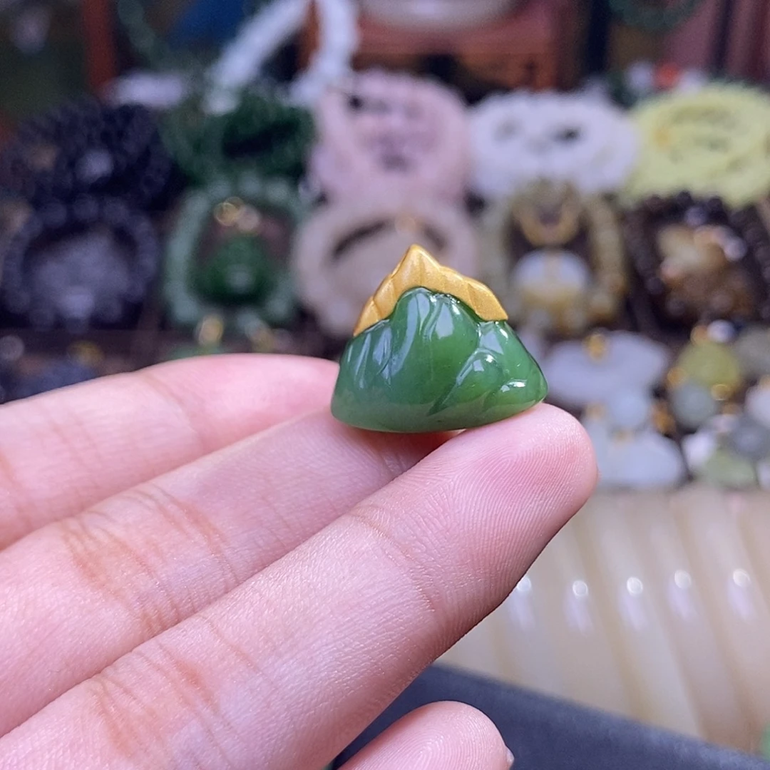 和田玉未镶嵌颈饰碧玉银镶靠山