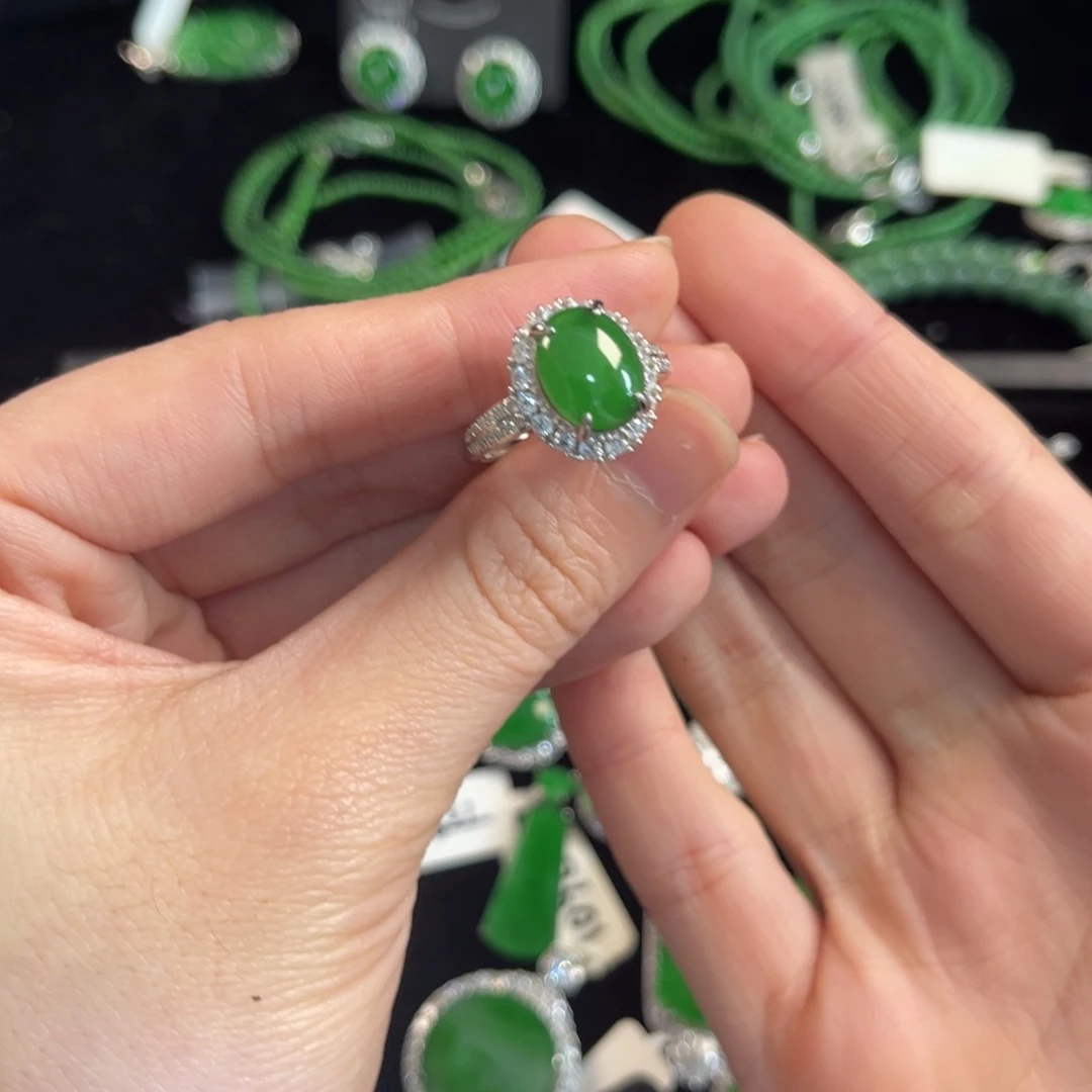 翡翠银S925镶嵌戒指蛋面戒指