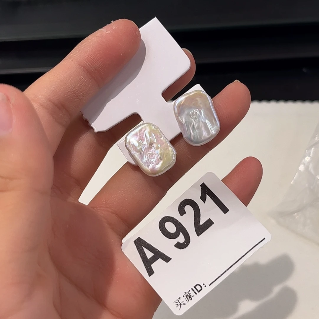 银S925镶嵌耳饰淡水珍珠