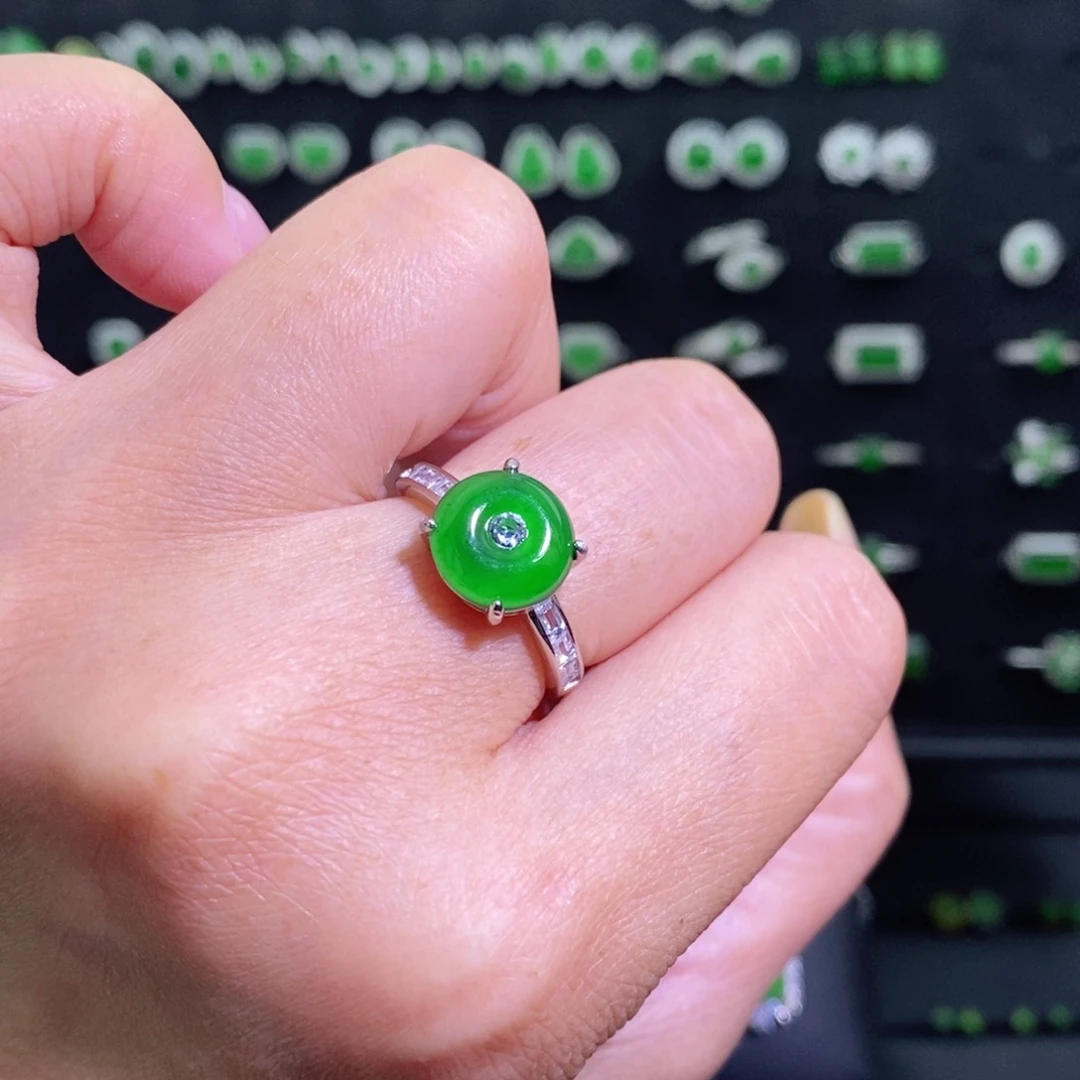 翡翠戒指银S925镶嵌多样性