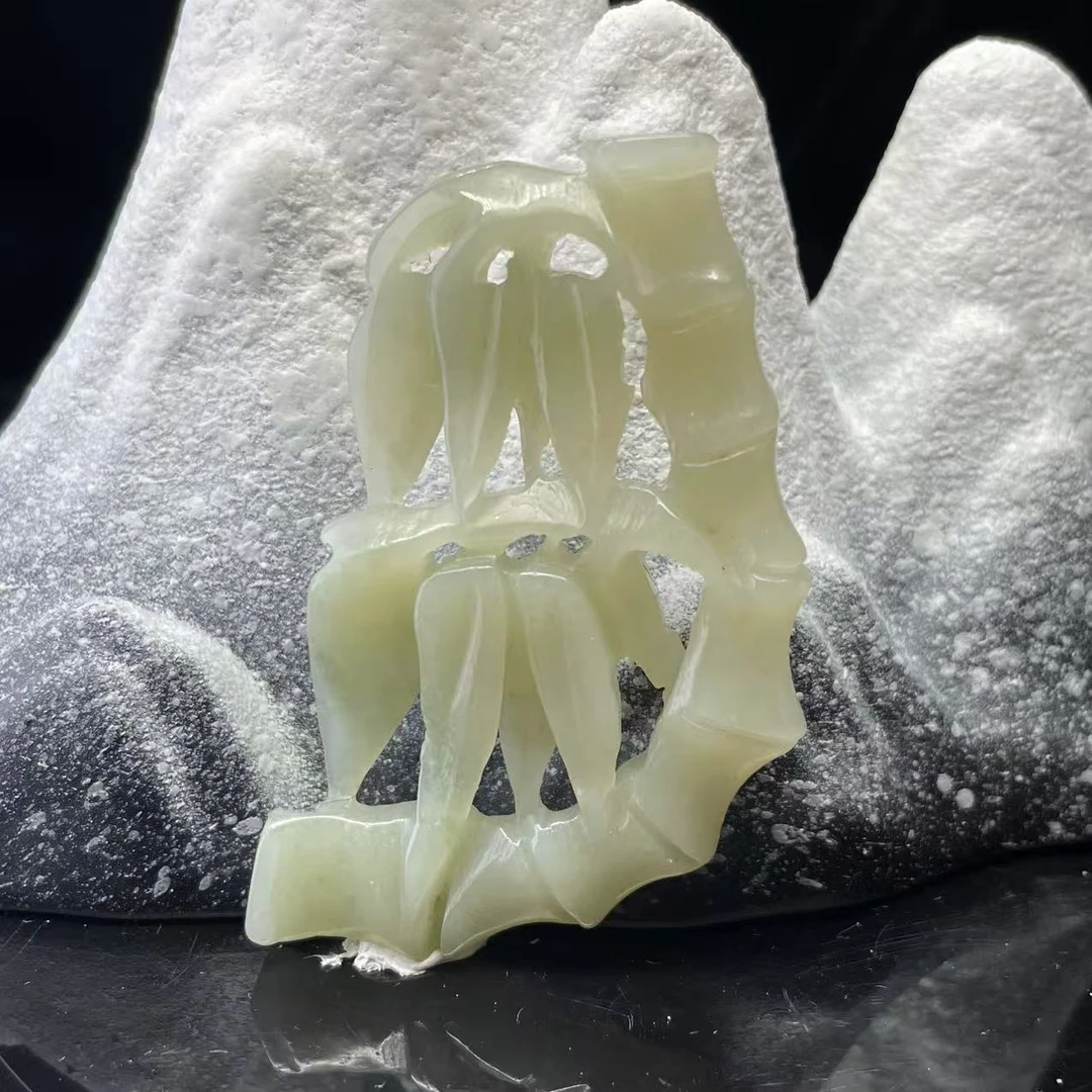 A1930 和田玉吊坠 MH131005