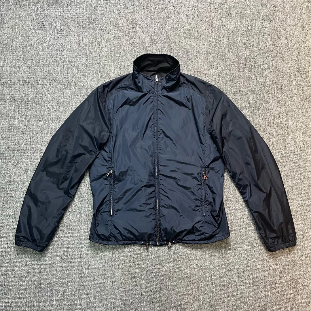 99新 Prada/普拉达 Prada 双面穿尼龙冲锋衣/50码/99新/12081