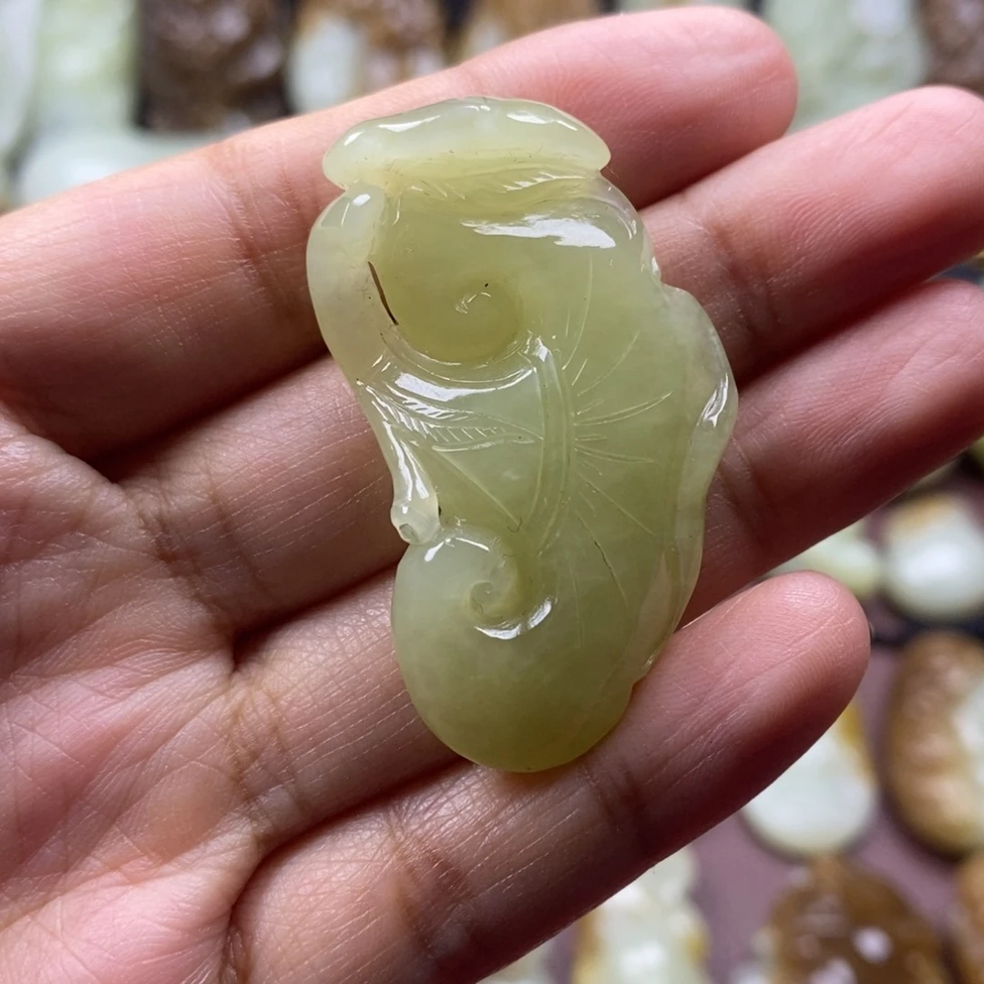 吊坠(不含链)未镶嵌和田玉（糖玉）