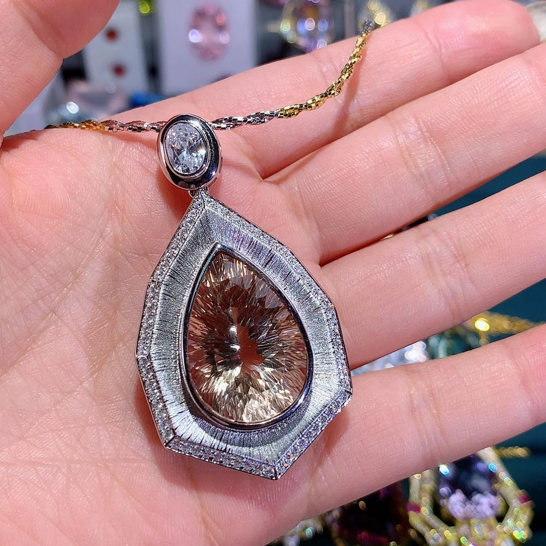 颈饰托帕石银S925镶嵌服****制吊坠