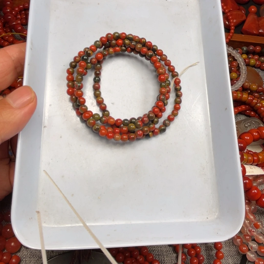 南红玛瑙未镶嵌南红两条