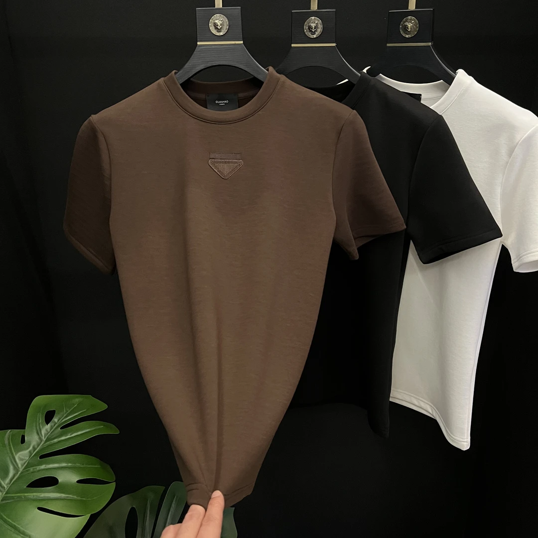 2025秋冬季新款男士圆领修身贴标短袖体恤百搭轻奢休闲半袖上衣