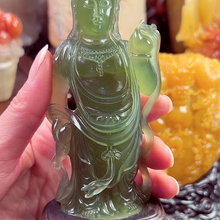梅***️寿山石雕刻艺术作品
