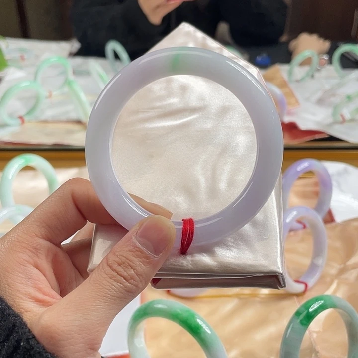 翡翠手镯未镶嵌5657圆条