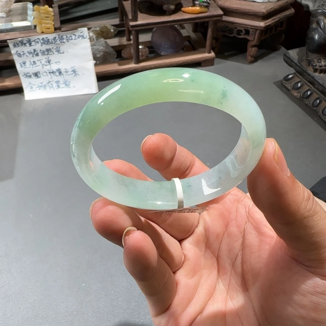 翡翠手镯未镶嵌52.7贵妃