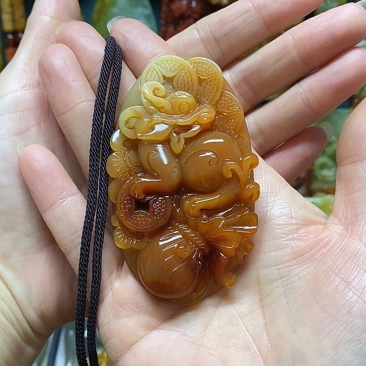 河***张未镶嵌岫玉吊坠(赠链)
