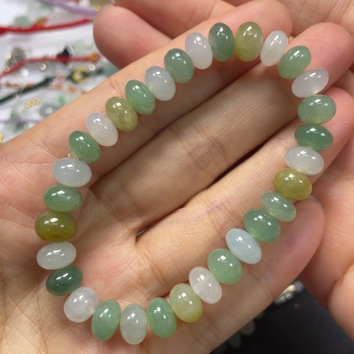 翡翠未镶嵌手串8999900909