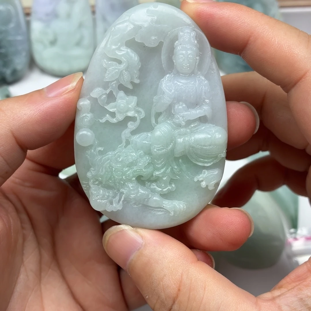 未镶嵌定制翡翠山水观音