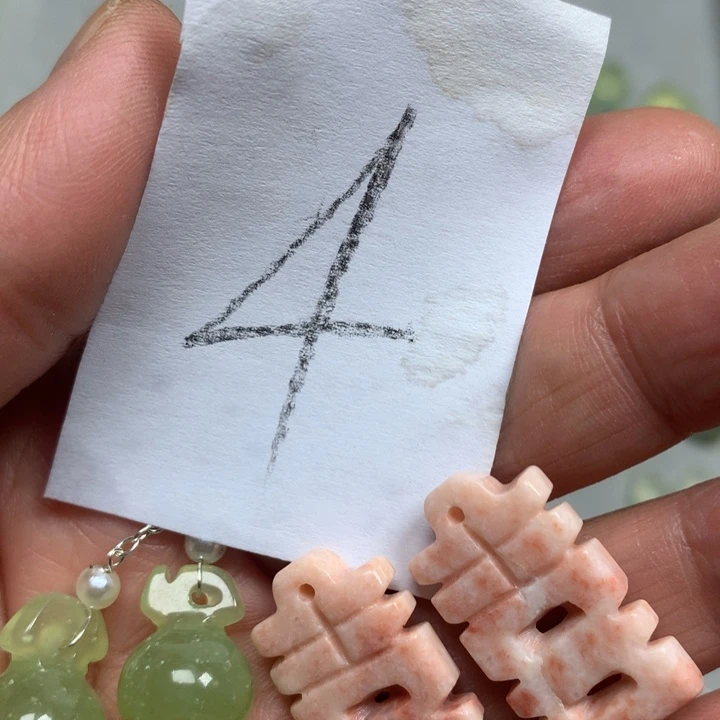 蛇纹石玉耳钉足银镀金镶嵌?***?