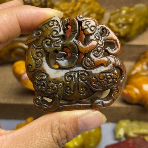 蛇纹石玉未镶嵌颈饰88
