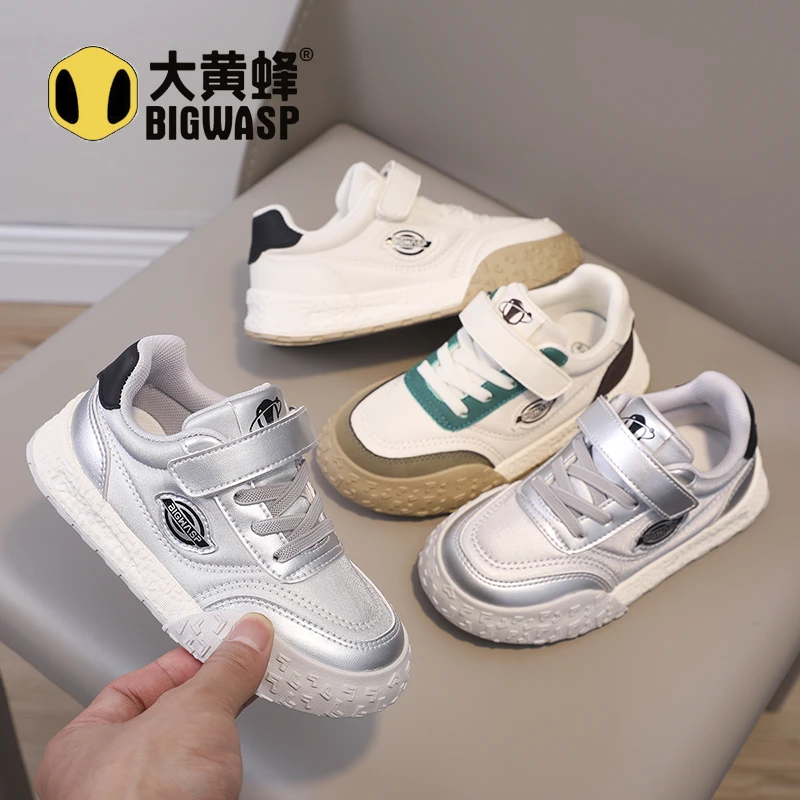 大黄蜂童鞋秋季新款儿童低帮皮面板鞋校园运动鞋中大童休闲鞋潮