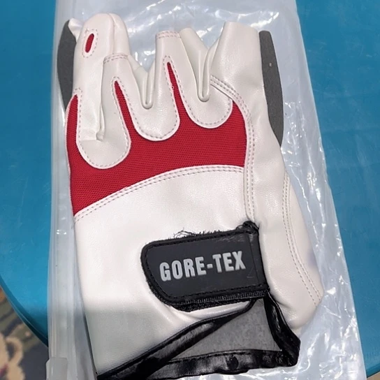 飞克手套一副微瑕