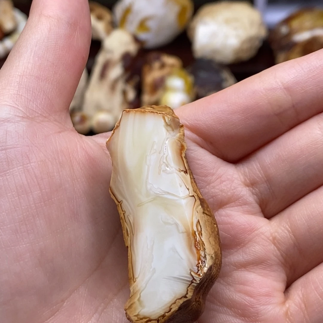 未镶嵌定制琥珀蜜蜡