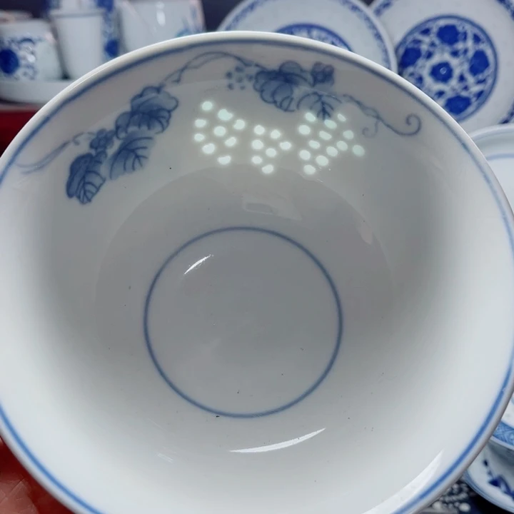 青花玲珑6寸面碗葡萄