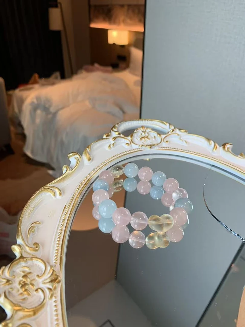 多宝粉蓝爱心水晶女款氛围感手串多样性发其一