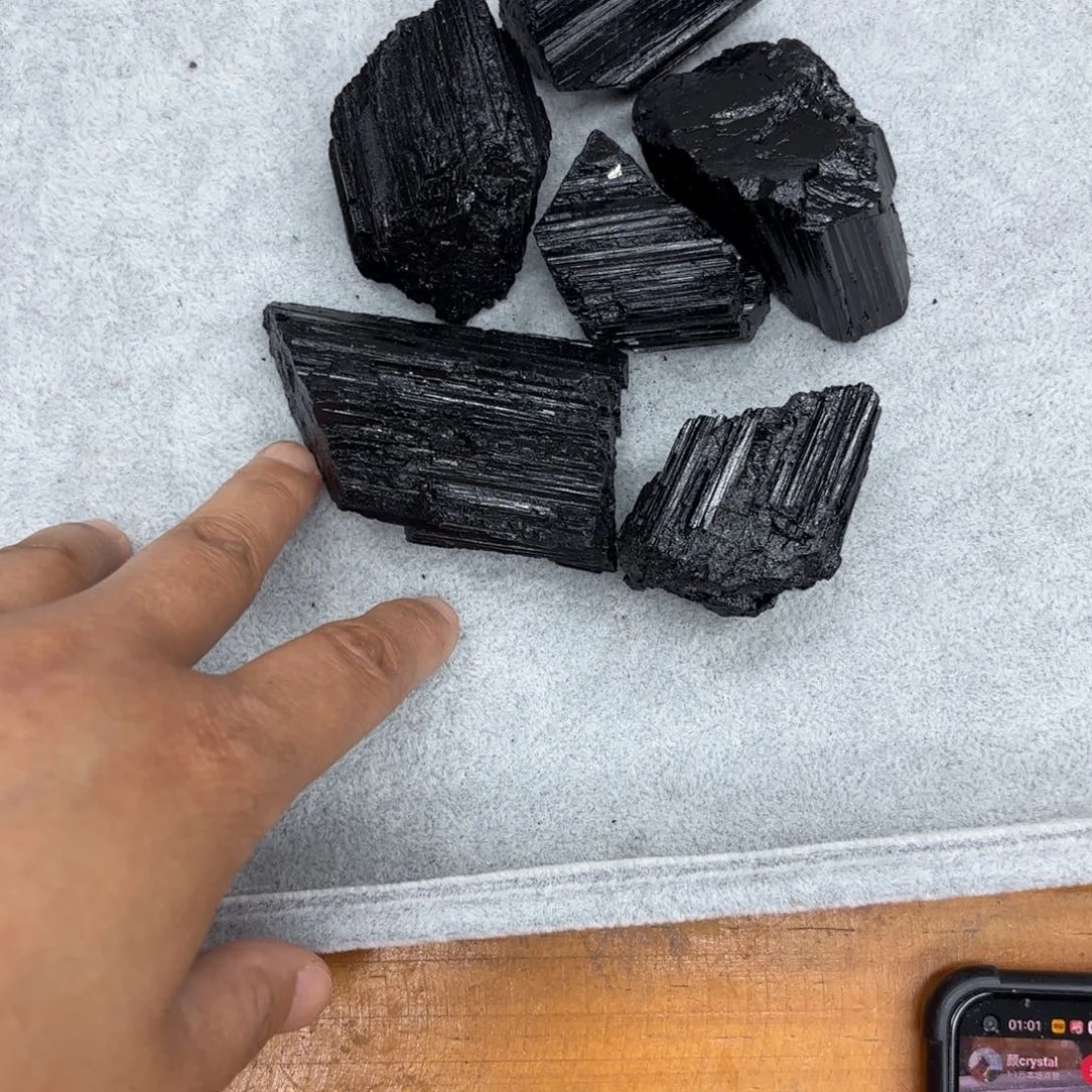 未镶嵌水晶大型摆件（非配饰）300g