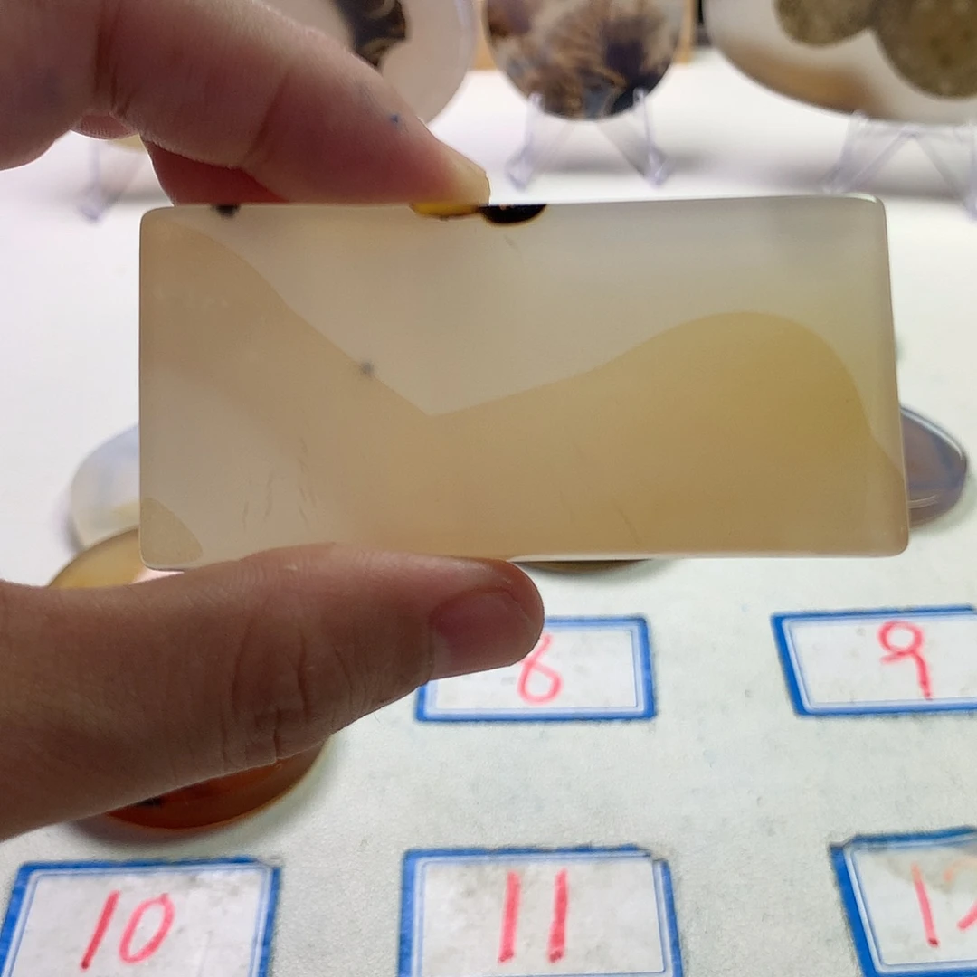 未镶嵌玛瑙/玉髓珠宝半成品