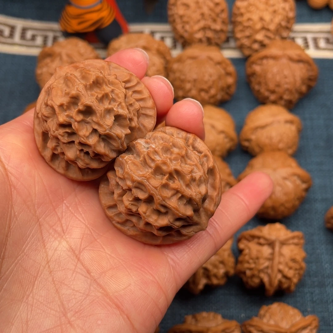 文玩核桃把件38.8全品毕业龙鳞