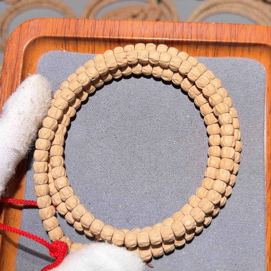 柏香籽/百香籽吊坠小***明粉油皮方块顺6.5+