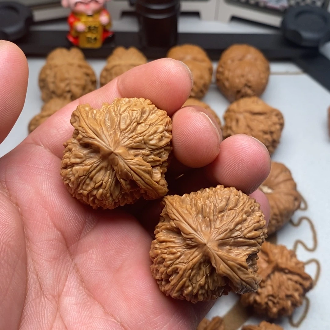 文玩核桃把件全品南疆石41尺