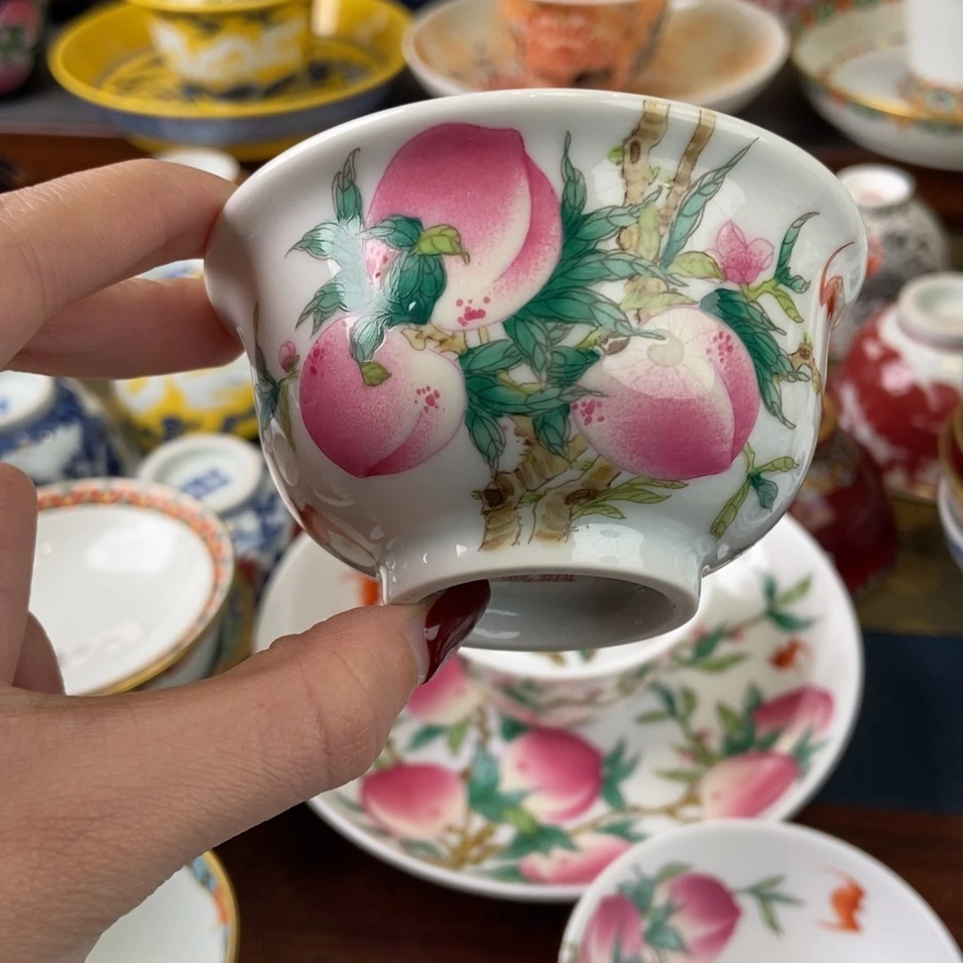 陶瓷艺术家的作品是一种