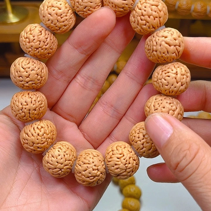 三***李吊坠桃核苹果手串