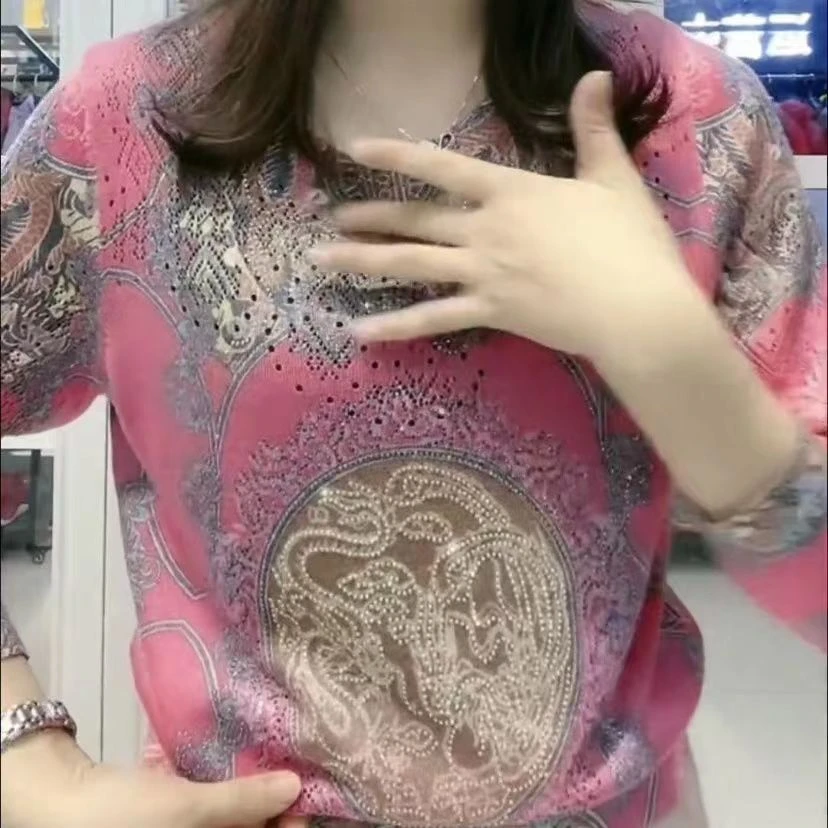 f新款印花洋气百搭烫钻长袖宽松减龄女装