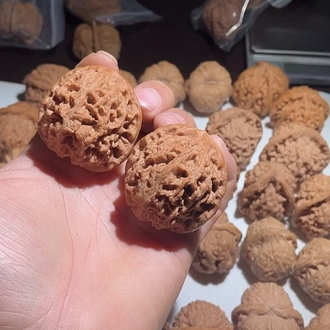 把件文玩核桃水龙