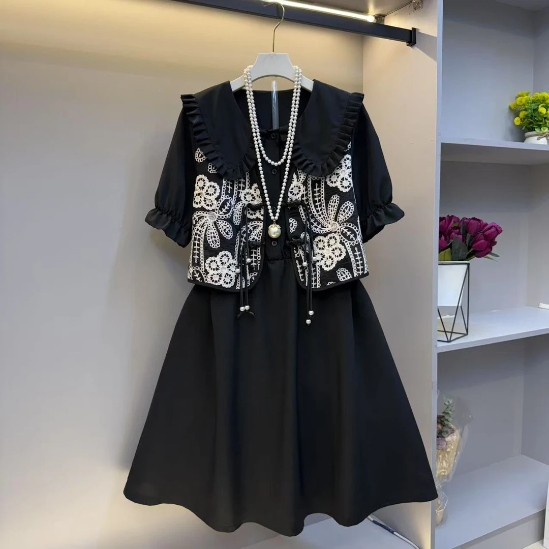 新款大码女装时尚洋气复古盘扣马蕾丝马甲娃娃连衣裙两件套套装