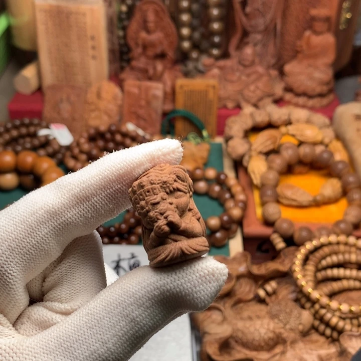 檀香木吊坠老山檀扎基吊坠