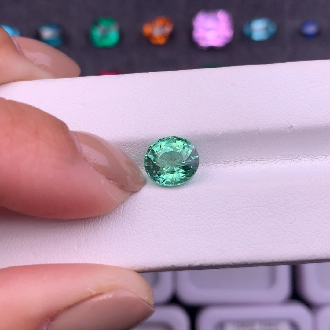 碧玺珠宝半成品未镶嵌2.59ct阿富汗薄荷绿精品