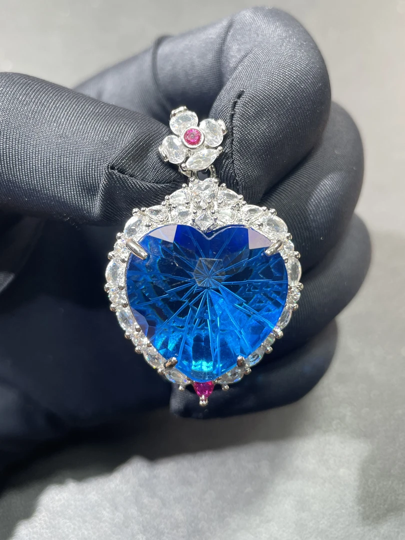 赠运费险+证书 大克拉收藏级蓝宝石吊坠G133