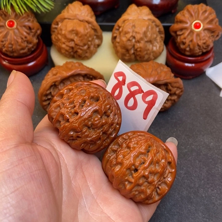 文玩核桃把件38白狮子889