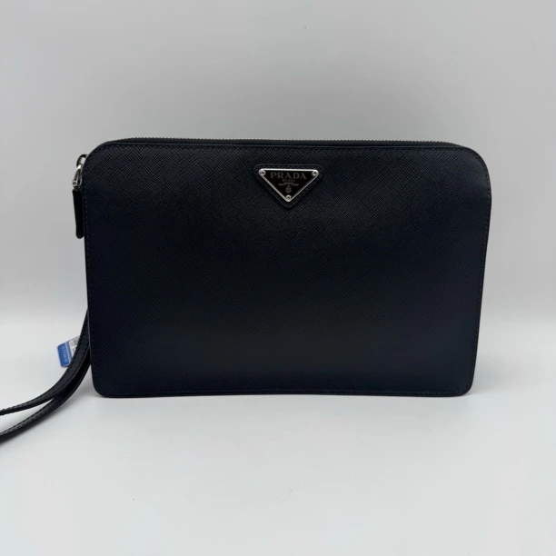 99新 Prada/普拉达 98新黑色十字纹手拿包/男士洗漱包牛皮2514